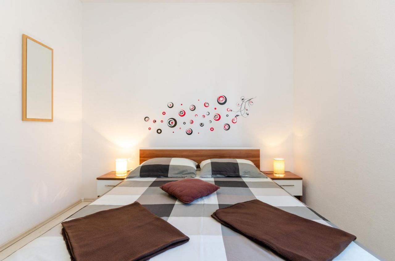 Ananas Apartments ซริกเวนิซา ภายนอก รูปภาพ