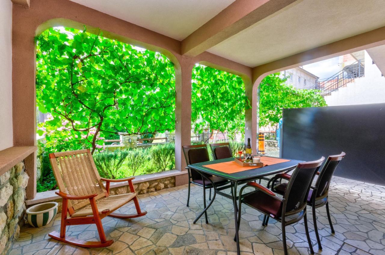 Ananas Apartments ซริกเวนิซา ภายนอก รูปภาพ