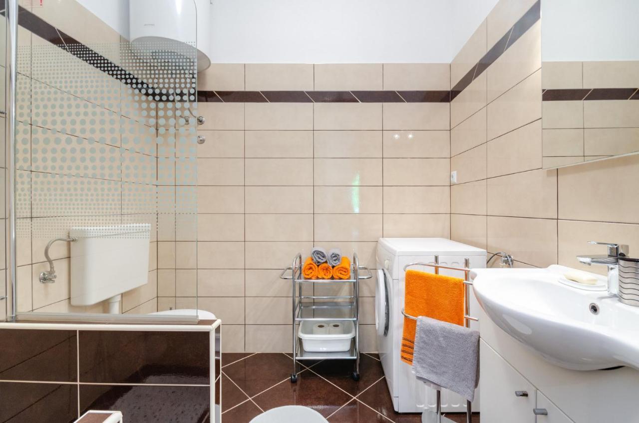 Ananas Apartments ซริกเวนิซา ภายนอก รูปภาพ